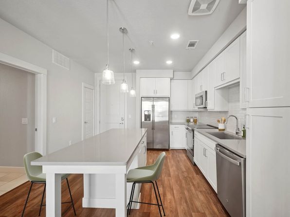 7108 E Lowry Blvd #309E15EE7