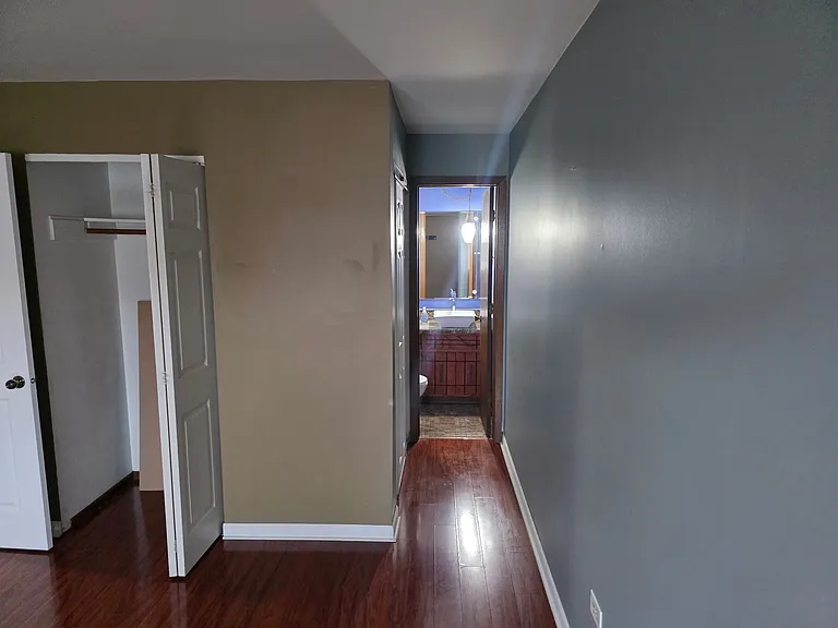 8901 S Roberts Rd #108 — Photo 15