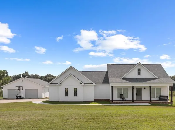 2020 Middleton Rd, Dothan, AL 36301
