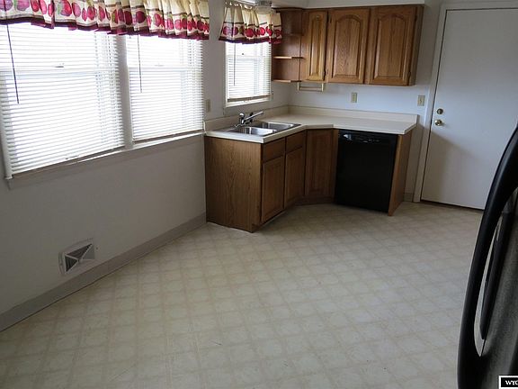 4th image of 1103 Westwood Dr