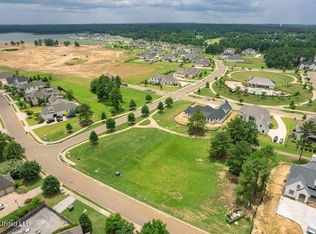 314 Lake Village Dr, Madison, MS 39110