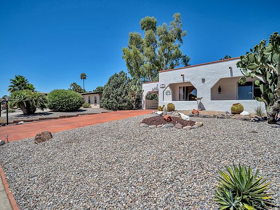 3rd image of 152 E Paseo De Golf