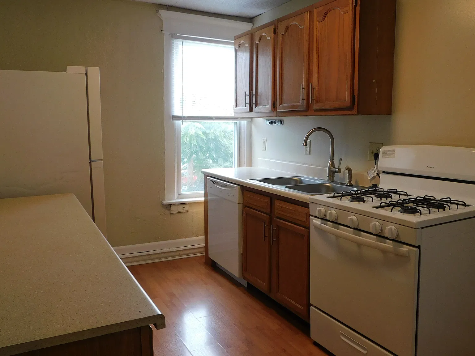 1522 Highland St — Photo 2