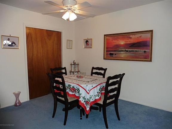 4th image of 96 Pompton Plains Dr #116