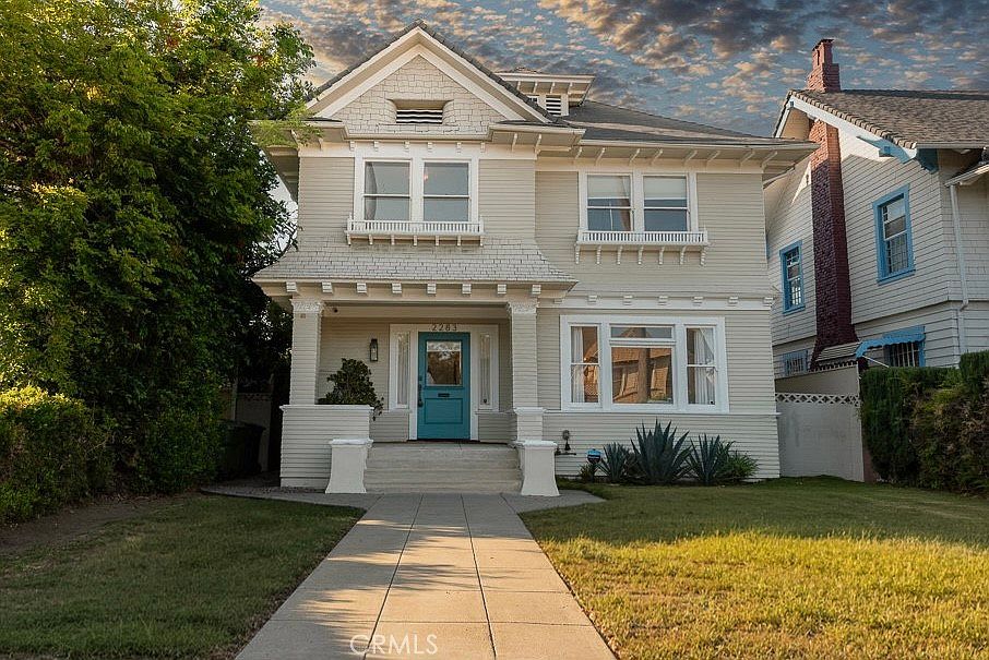 1st image of 2283 W 25th St
