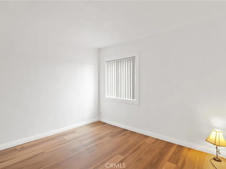 5965 Stafford Ave — Photo 4