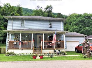 747 Middle Patch Rd, Gallagher, WV 25083