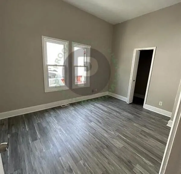 3204 W 73rd St — Photo 22