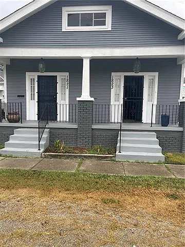2 bed, 1.0 bath, 1400 sqft, $1,300 — Photo 2
