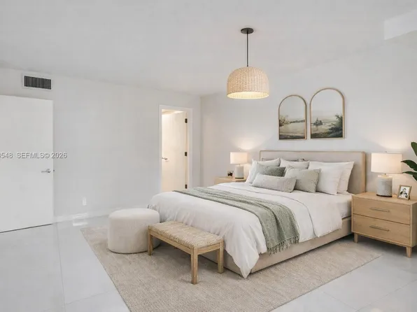 6911 Environ Blvd APT 1K, Lauderhill, FL 33319