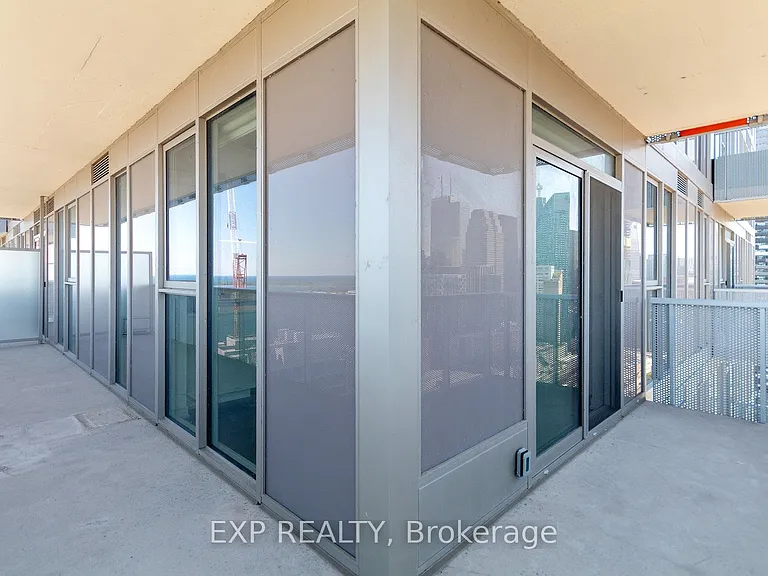 20 Richardson St #2710 — Photo 26