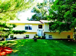 44 Faye Ave, New Windsor, NY 12553