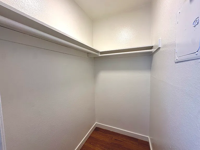 1495 Alamitos Ave #A — Photo 9