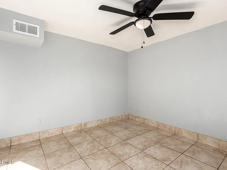 1920 W Tonto St #1 — Photo 5
