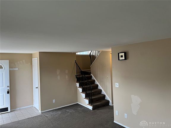 4th image of 7627 Mount Hood Dr