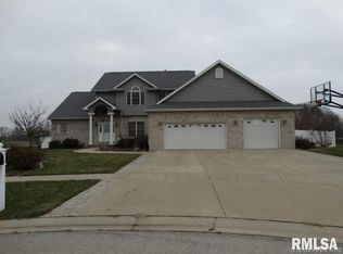 1804 West Road Dr, Springfield, IL 62711
