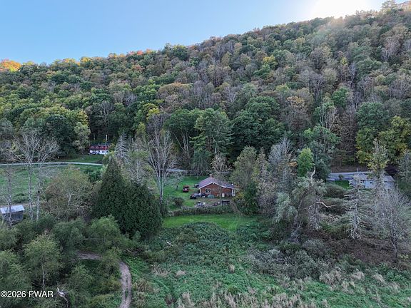 5th image of 100 Penn York Rd