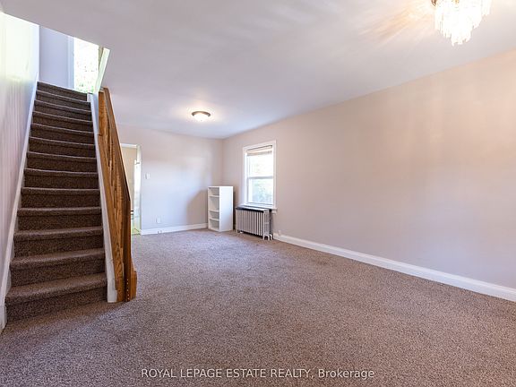 3rd image of 326 Monarch Park Ave