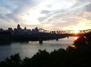 906 Vernon Pl, Covington, KY 41016