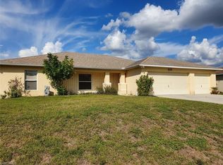 829 NE 9th Ter, Cape Coral, FL 33909