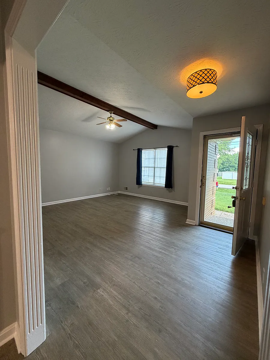 Building Photo - 128 Butterfly Ln