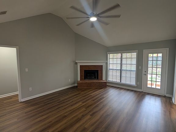 5th image of 621 Kimberly Pl