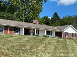 1880 Packer Rd, Bloomfield Hills, MI 48302