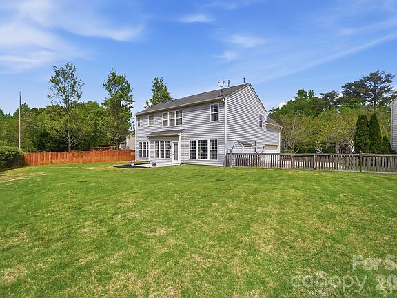 3rd image of 7724 Dinniston Dr