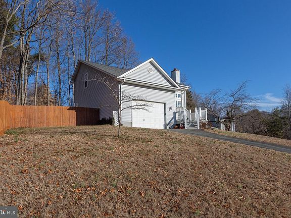 4th image of 1 Amara Dr