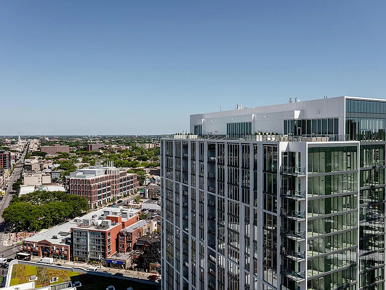 The Apartments at Lincoln Common — Photo 39