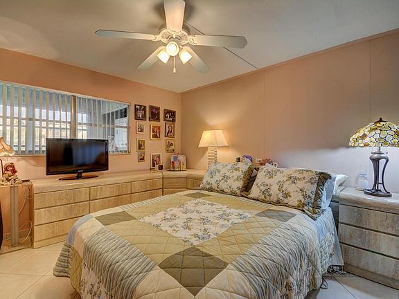 5th image of 436 Monaco Park #J
