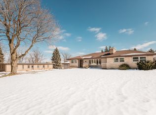 4290 N 133rd St, Brookfield, WI 53005