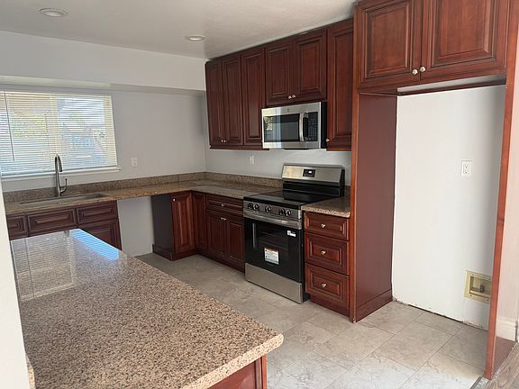2nd image of 1403 Swift Ct