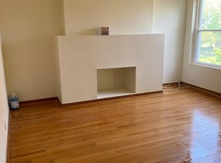 6710 S Paxton Ave UNIT 3, Chicago, IL 60649