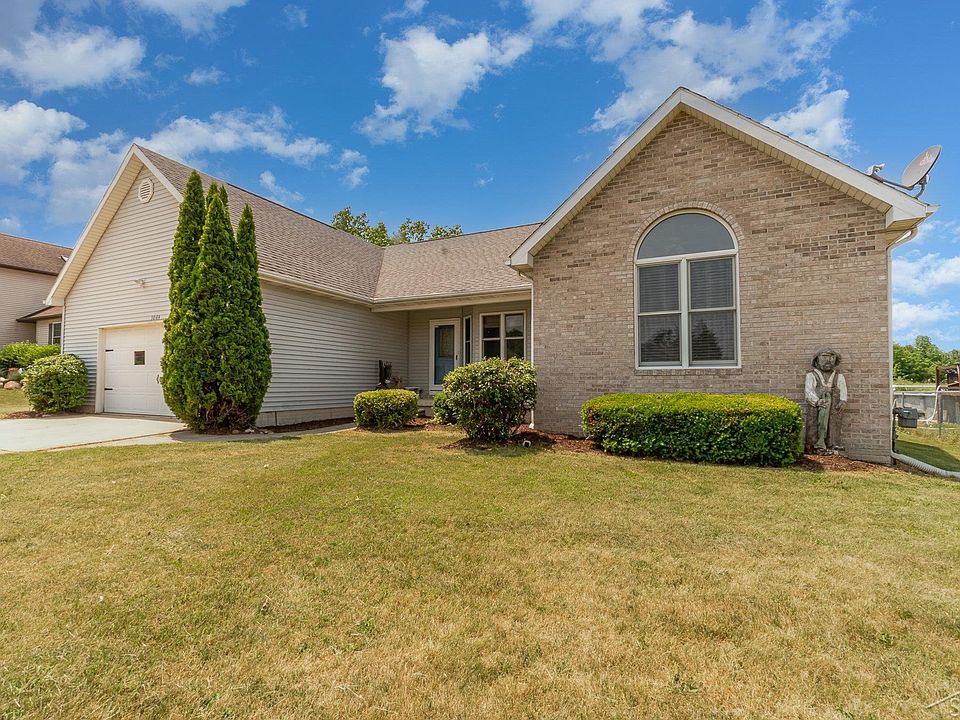 1st image of 3064 Blue Grass Ln