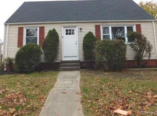 7 Burdette Pl, Milford, CT 06460