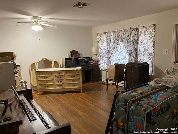 5th image of 2915 Kaiser Dr