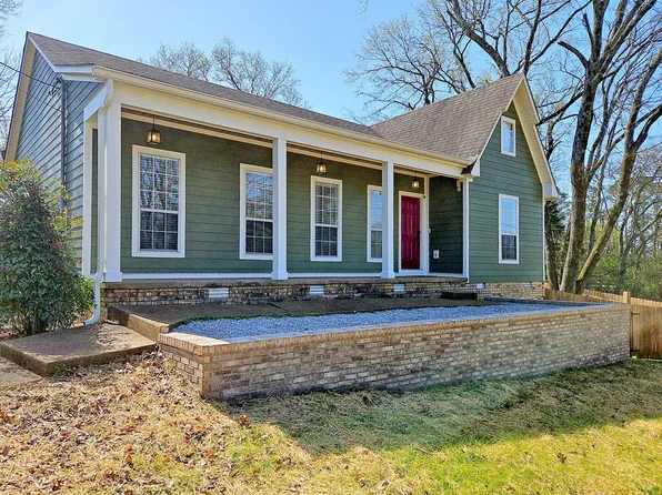 2234 Golf Club Ln, Columbia, TN 38401