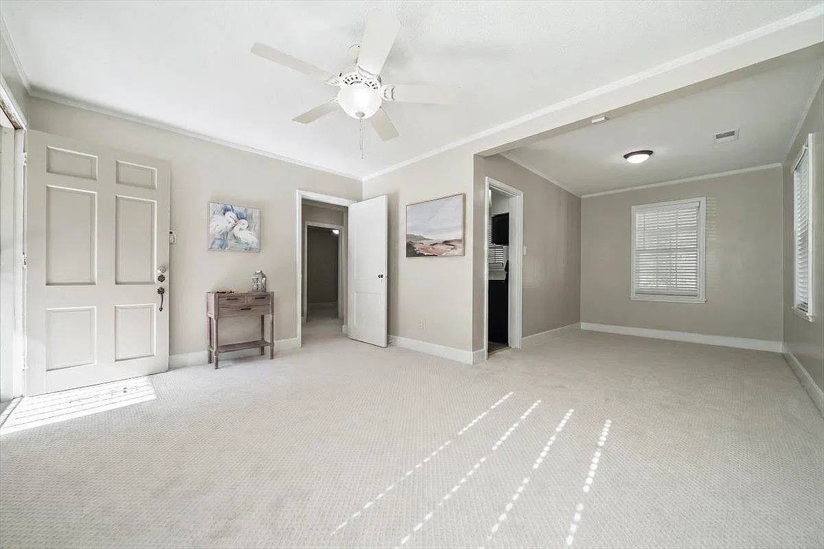 2 bed, 1.0 bath, 982 sqft, $1,650 — Photo 4
