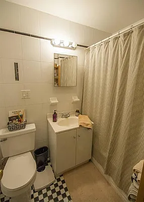 Rented by Level Group | media 8