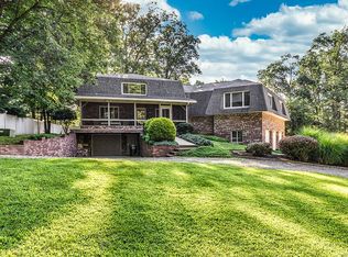 400 Lindscot Ln, Wexford, PA 15090