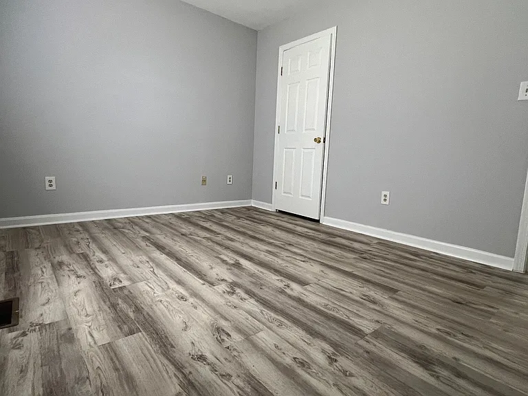 15116 Serbian Ln — Photo 24