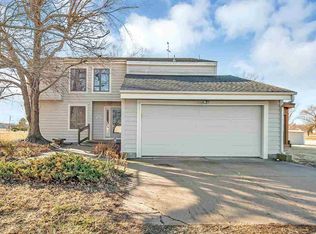 1610 Sunnydale Lakes Est, Valley Center, KS 67147