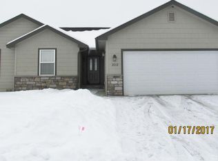 2012 S 59th Ave, Yakima, WA 98903