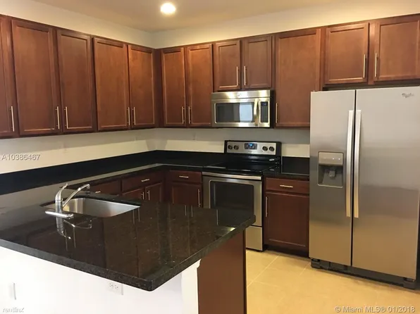 965 SW 147th Ave #2504, Pembroke Pines, FL 33027