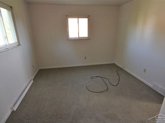 3rd image of 2727 Erna Dr