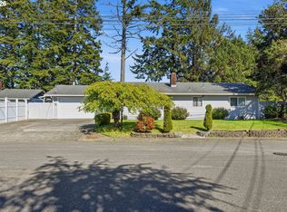 3793 Fir St, North Bend, OR 97459