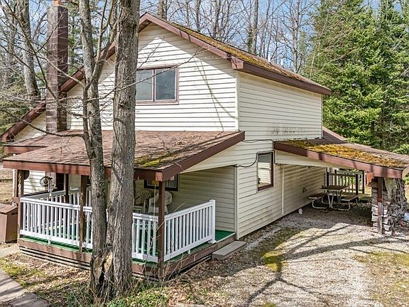 3rd image of 6992 Larry St