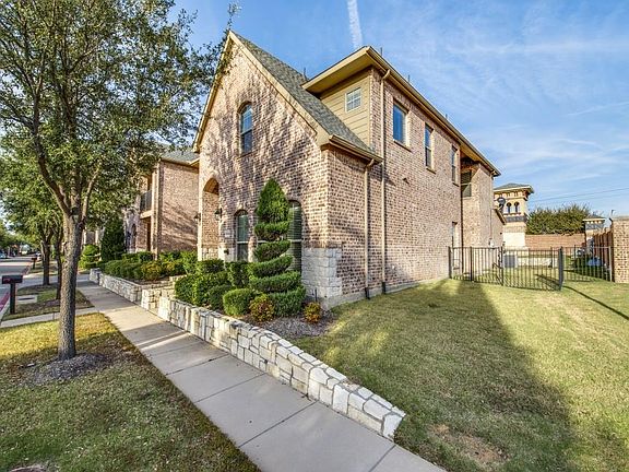 2nd image of 5706 Grosseto Dr