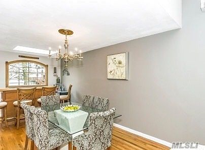 5th image of 1 Linda Ln